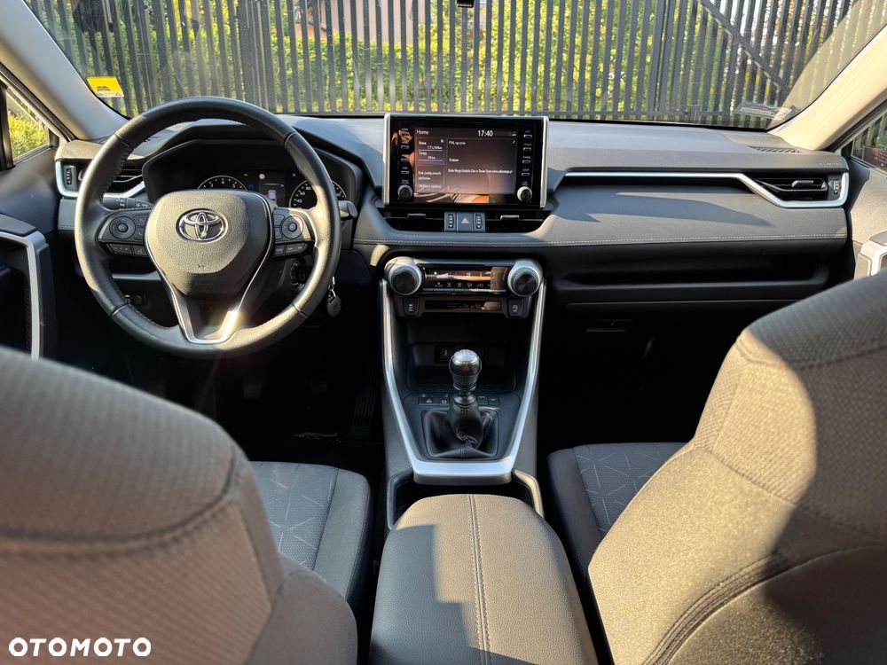 Toyota RAV4 - 17