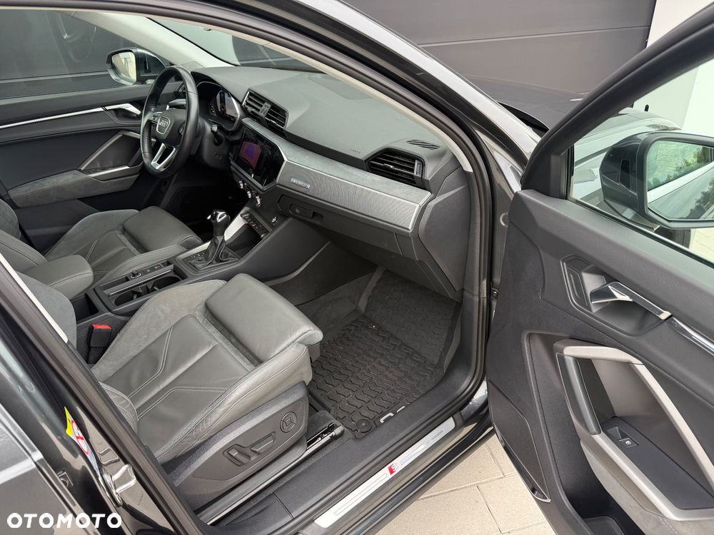 Audi Q3 40 TFSI Quattro S-Line S tronic - 33