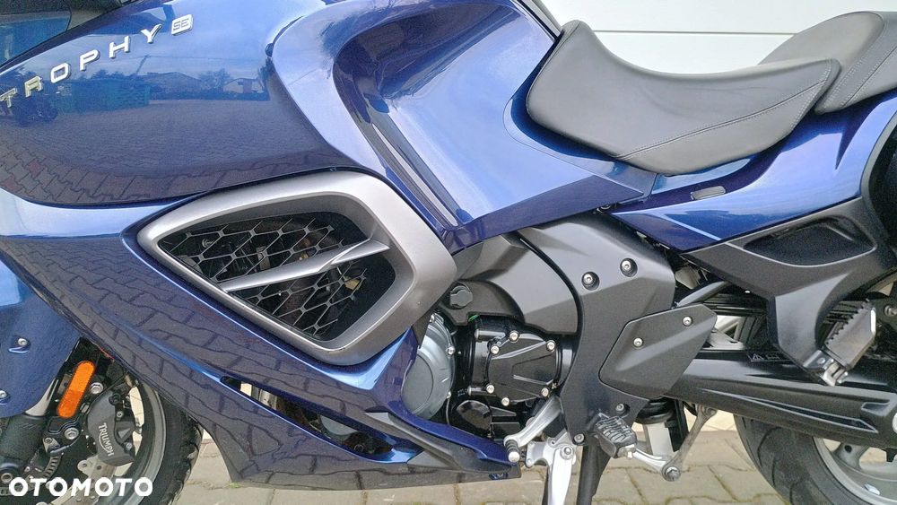 Triumph Trophy - 7