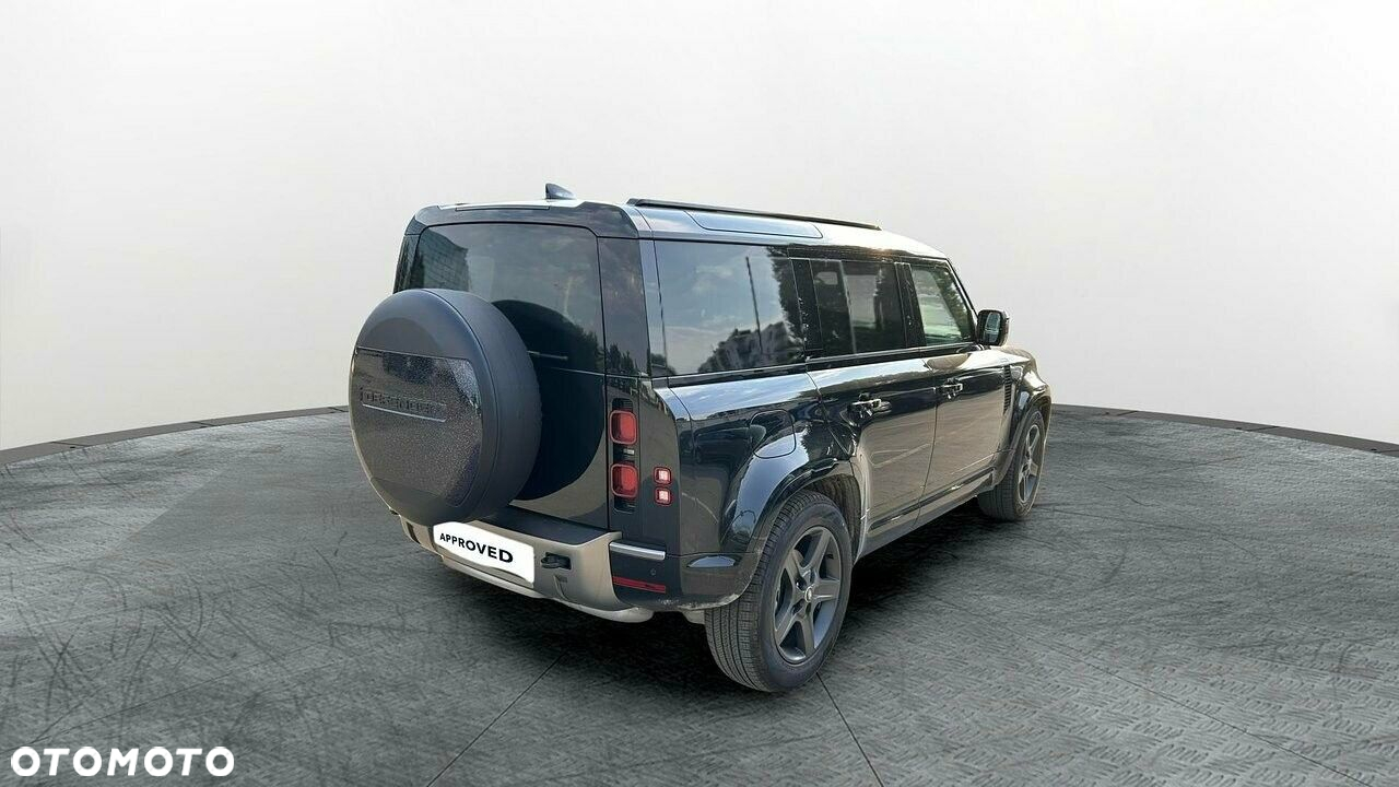 Land Rover Defender - 4