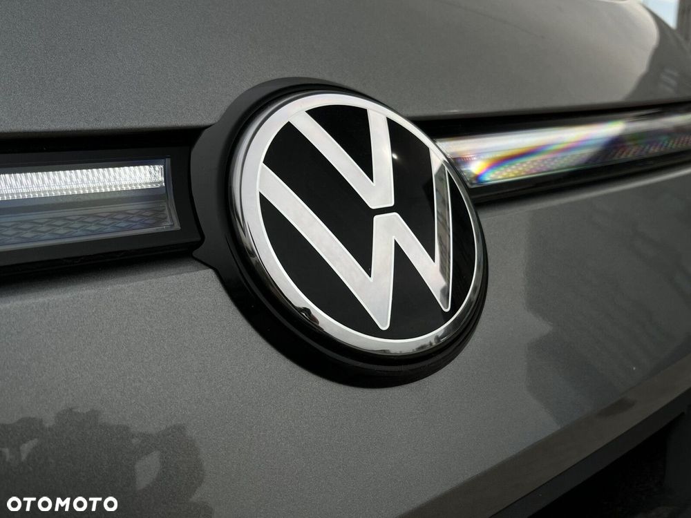 Volkswagen T-Roc - 10