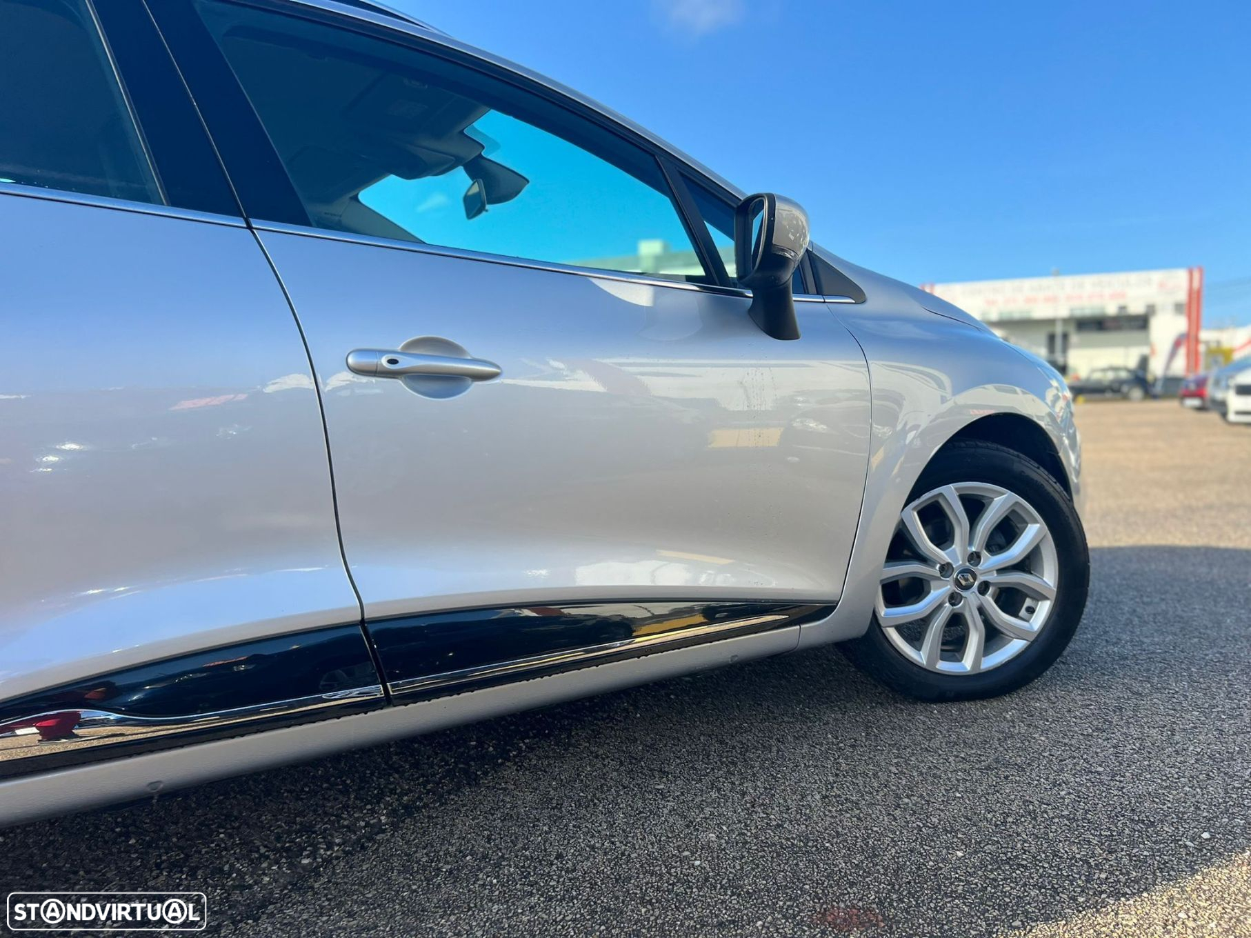 Renault Clio Sport Tourer 1.5 dCi Limited - 24