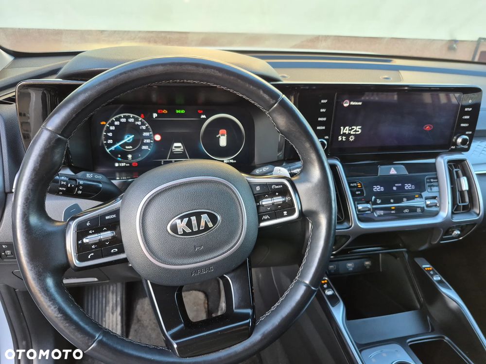 Kia Sorento 1.6 T-GDI HEV L 7os - 8