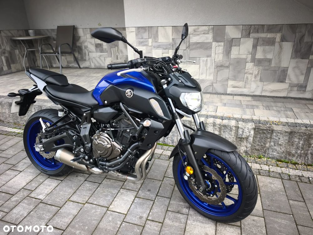 Yamaha MT - 28