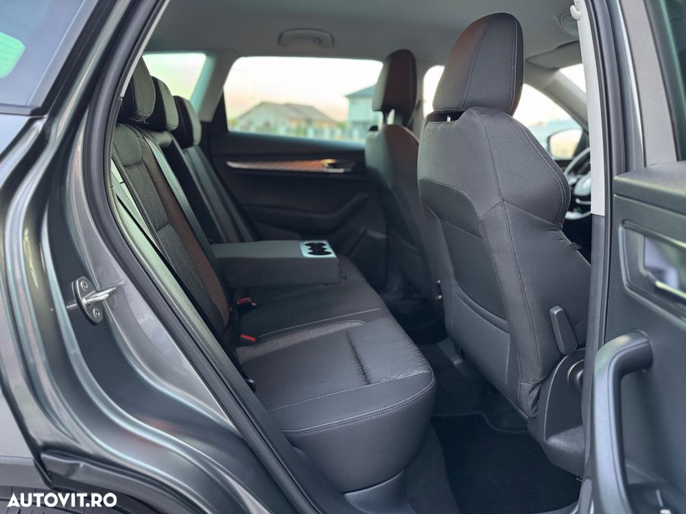 Skoda Karoq 2.0 TDI SCR 4x4 DSG Style - 12