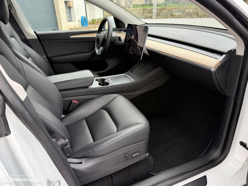 Tesla Model Y Tração Traseira - 20