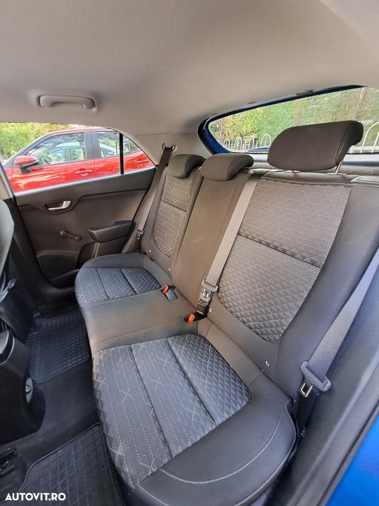 Kia Rio 1.0 T-GDI 7DCT Urban - 12