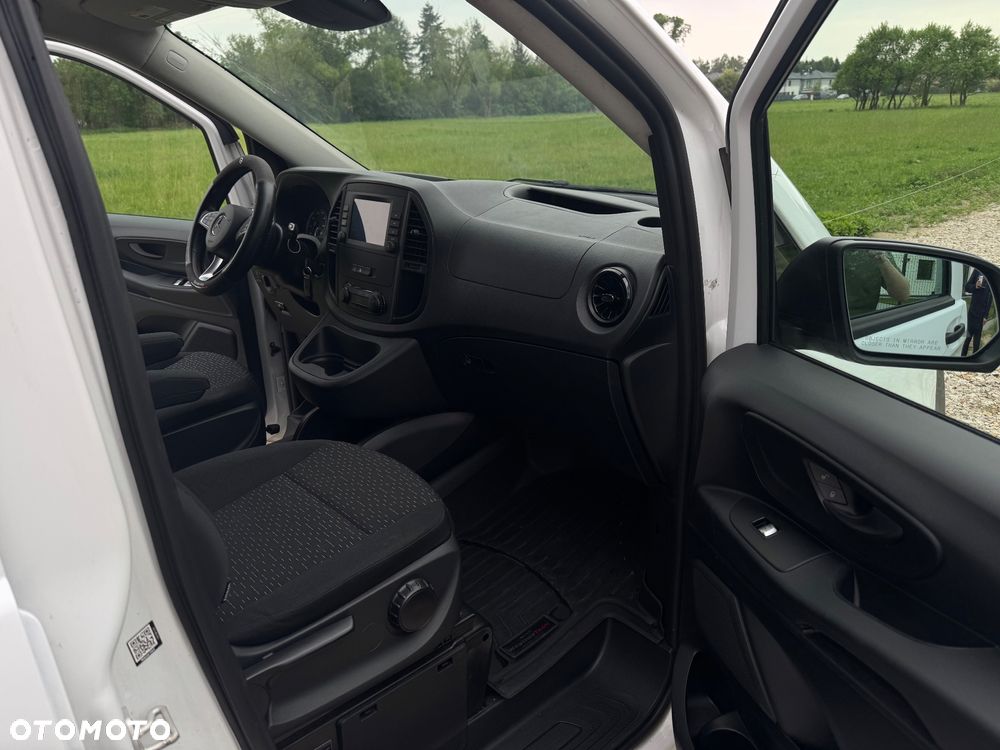 Mercedes-Benz Vito - 10