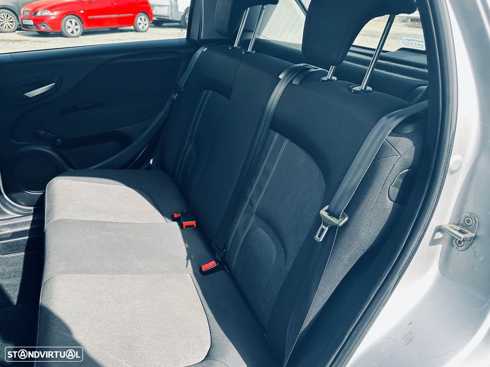 Fiat Punto 1.2 Easy S&S - 11