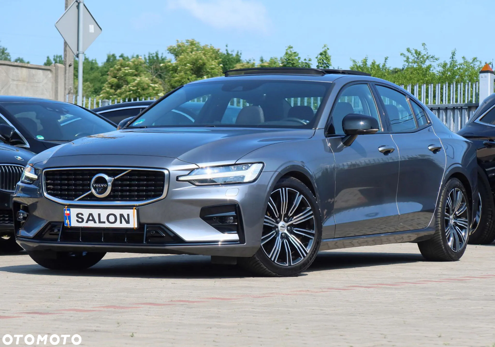 Volvo S60 T5 R-Design - 30