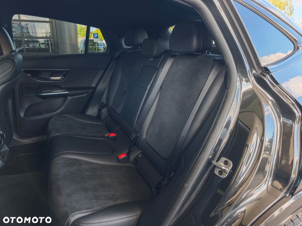 Mercedes-Benz GLC 300 e PHEV 4-Matic AMG Line - 14