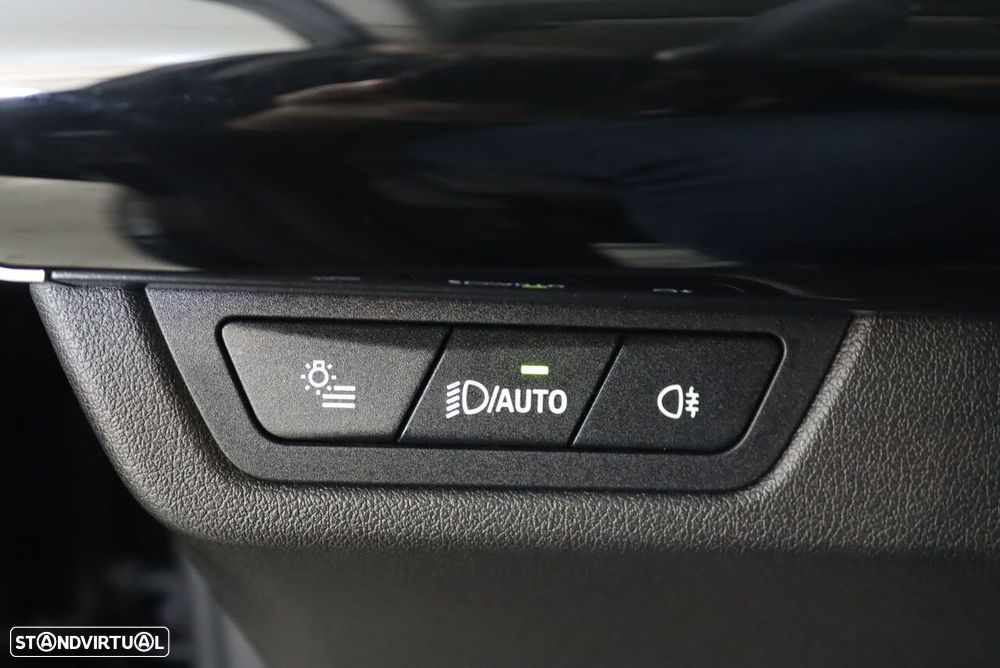 BMW iX1 xDrive30 xLine - 19