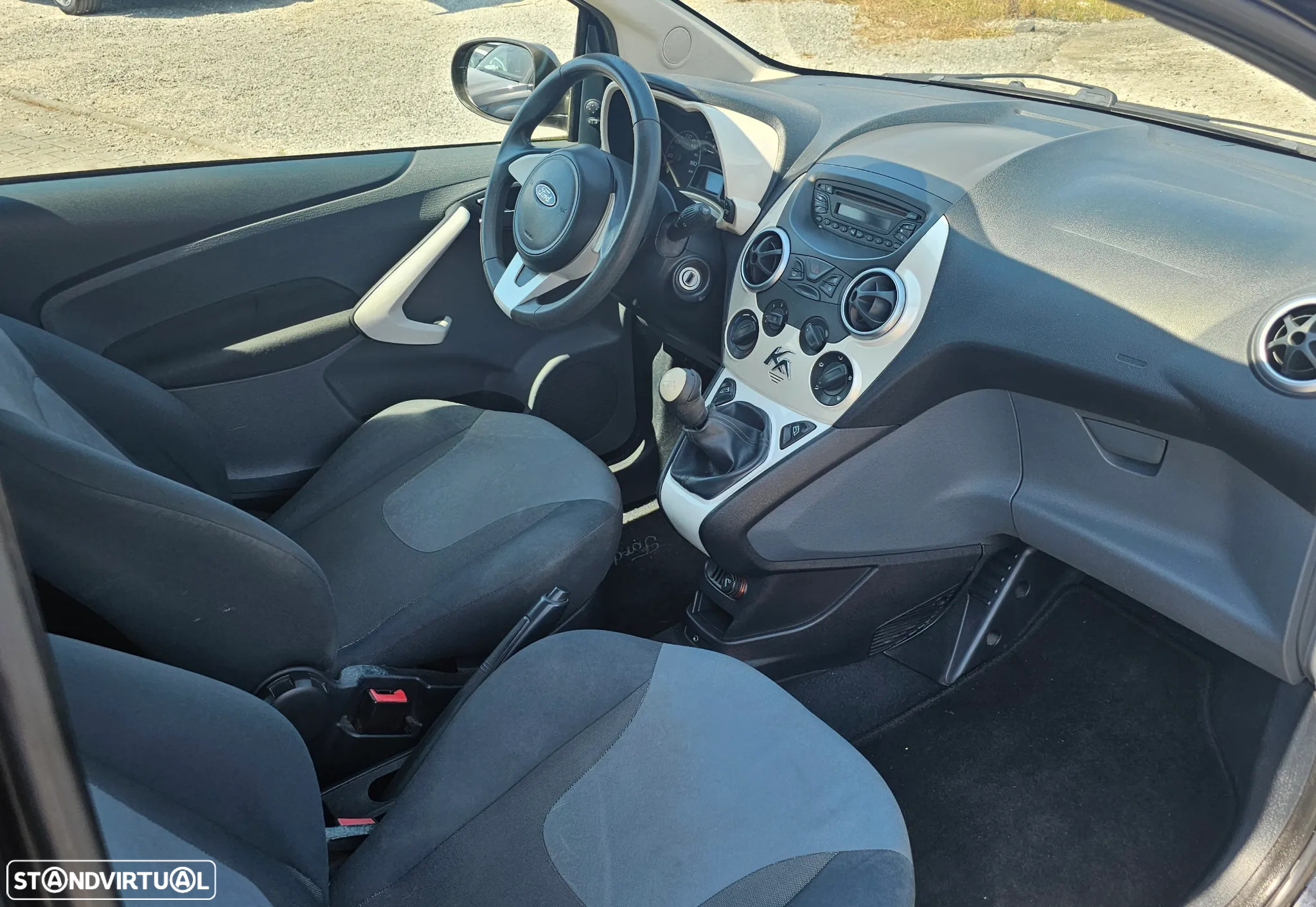 Ford KA 1.3 TDCi Titanium - 10