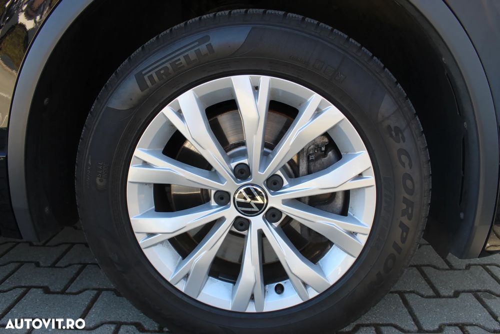 Volkswagen Tiguan 1.4 eHybrid OPF DSG R-Line - 38