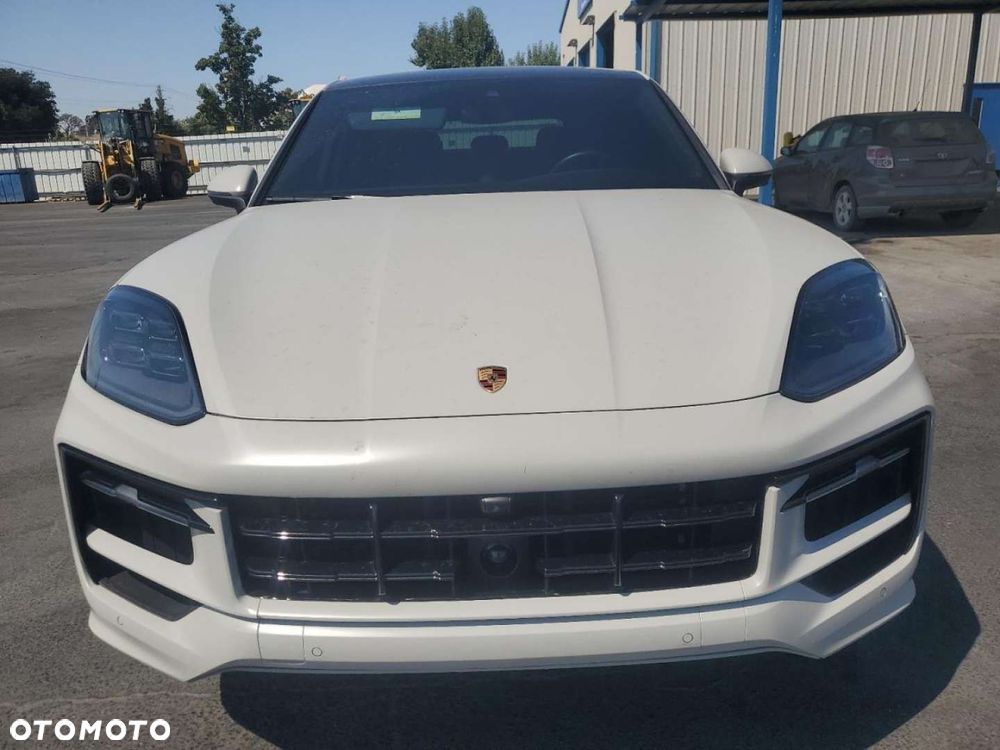 Porsche Cayenne - 6