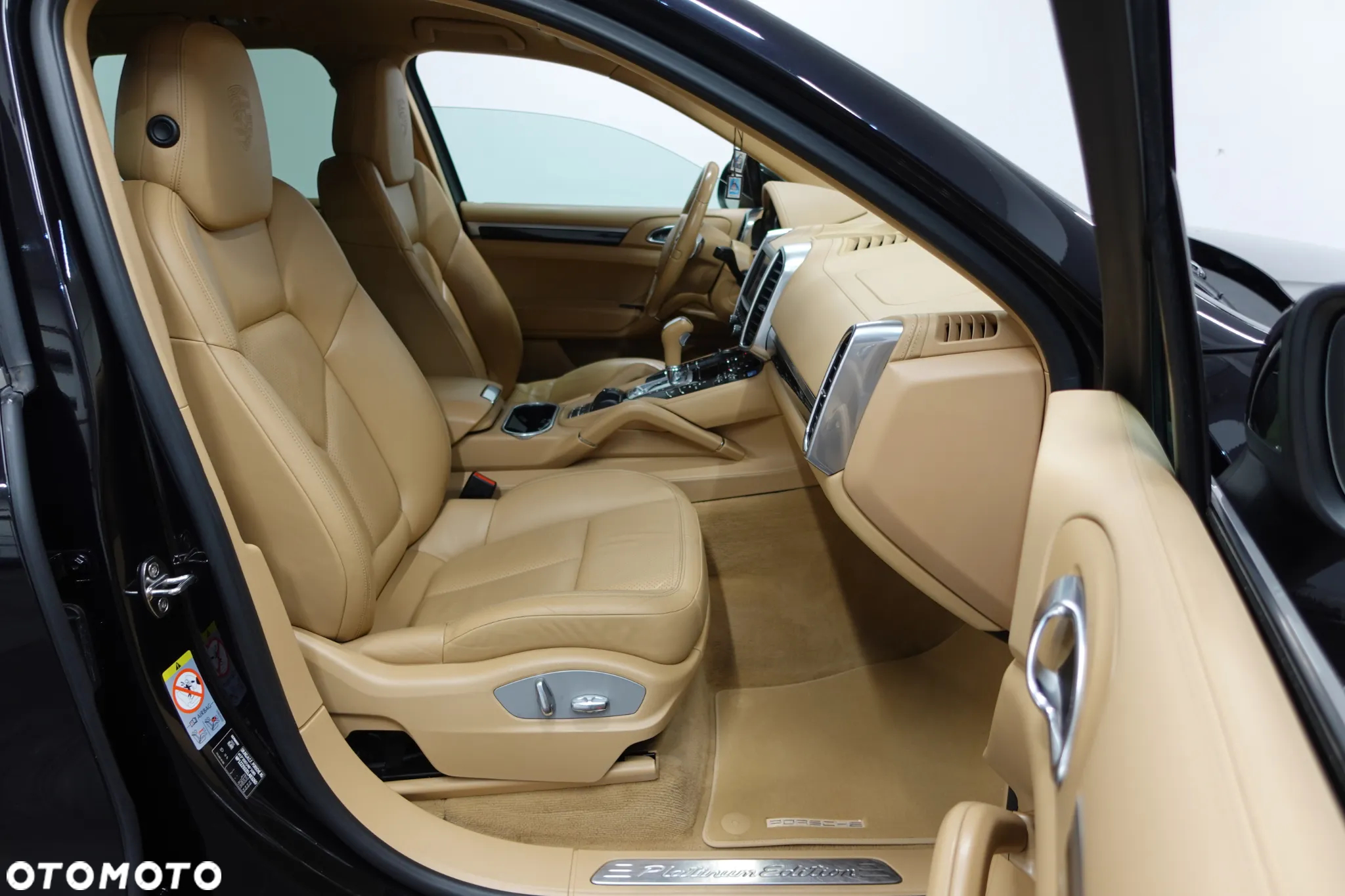 Porsche Cayenne Diesel Platinum Edition - 30