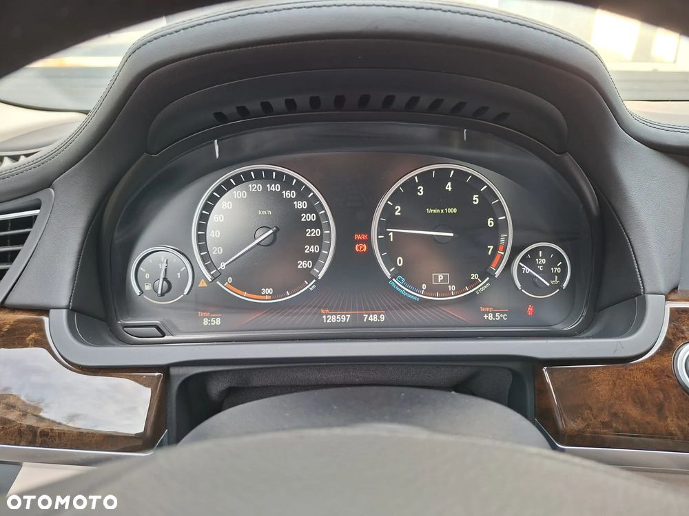 BMW Seria 7 760i L - 2