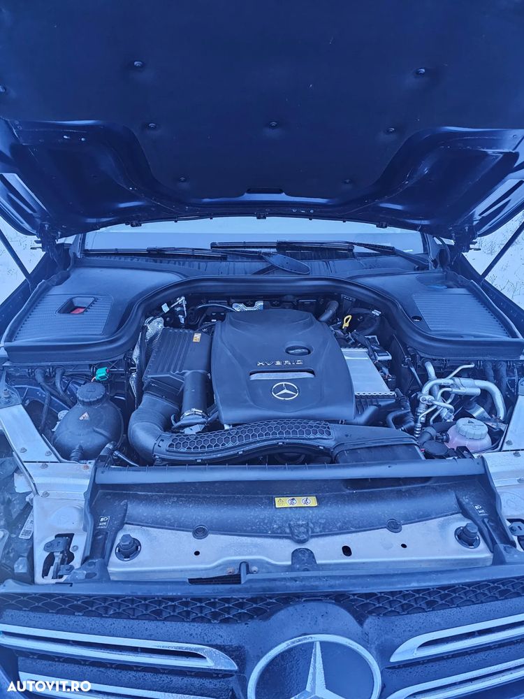 Mercedes-Benz GLC - 16