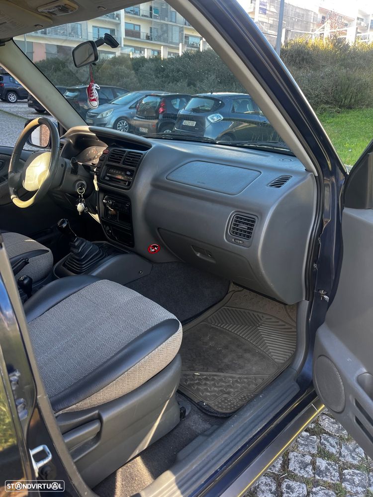 Suzuki Grand Vitara Metal Top 2.0 TDi - 11