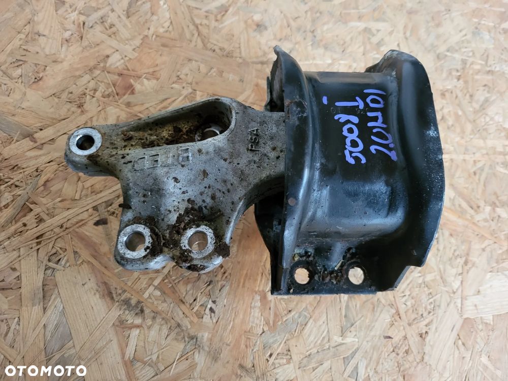 Poduszka łapa silnika Peugeot 2.0 HDI - 1