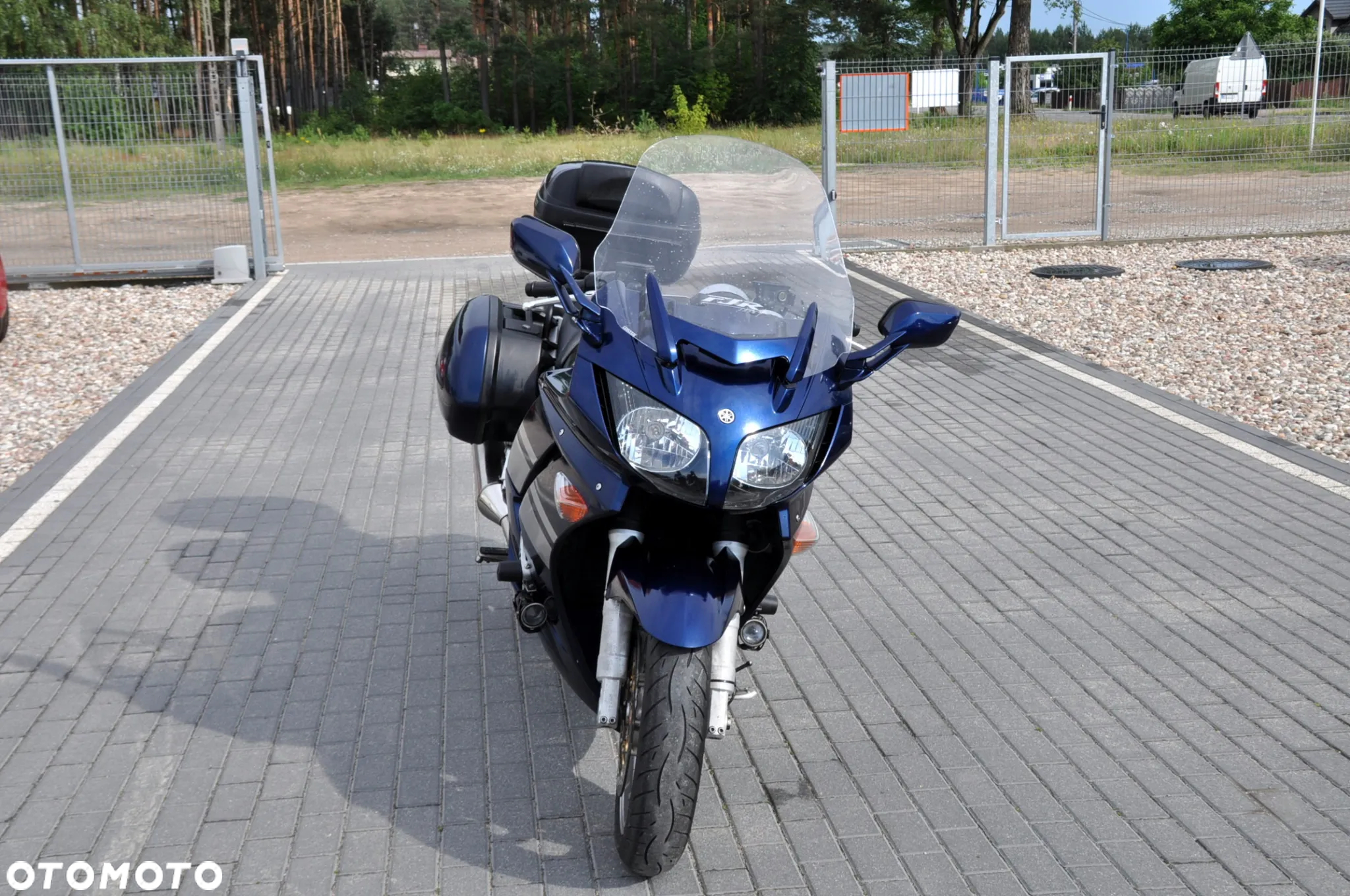 Yamaha FJR - 8