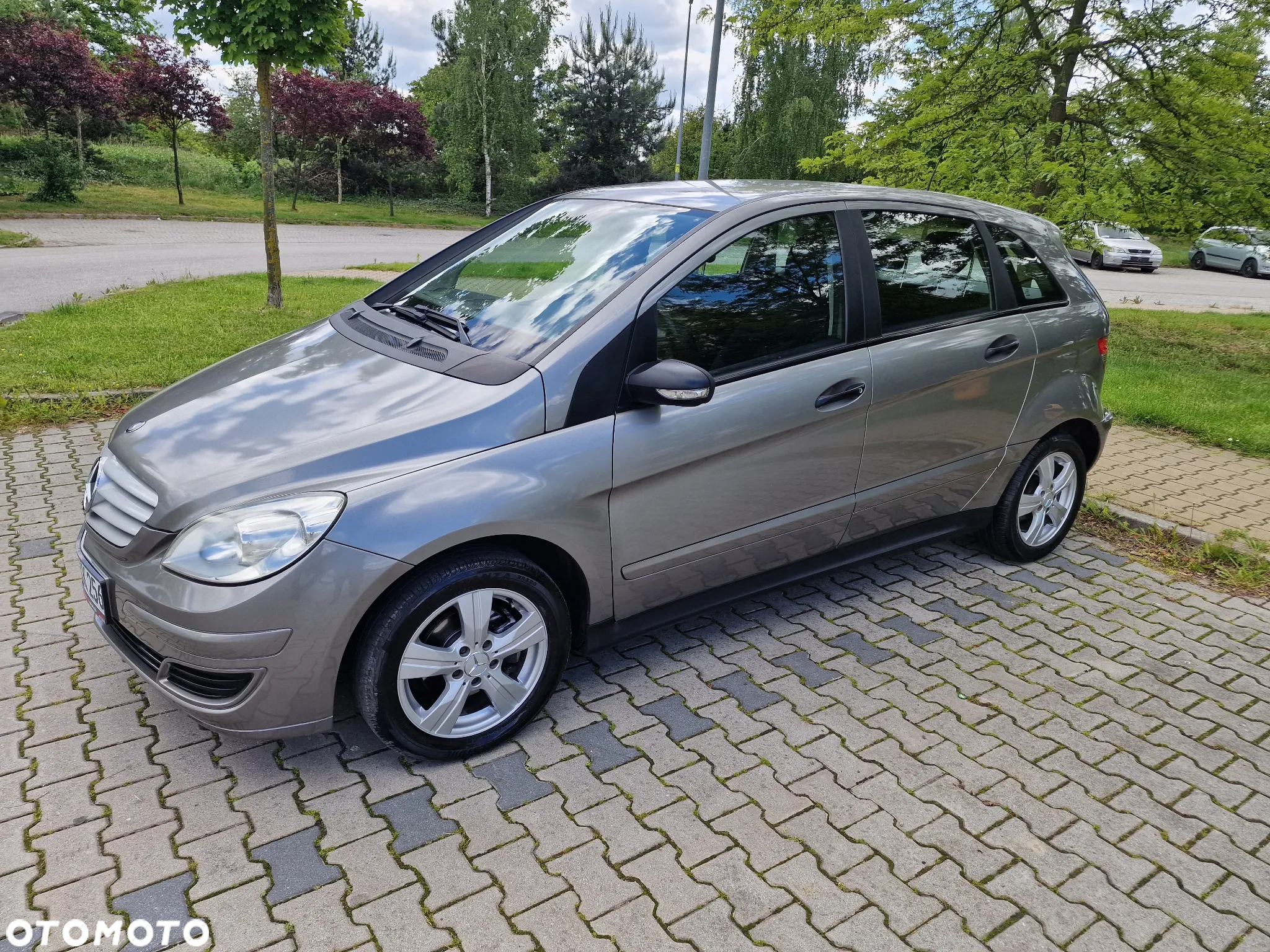 Mercedes-Benz Klasa B 150 - 12