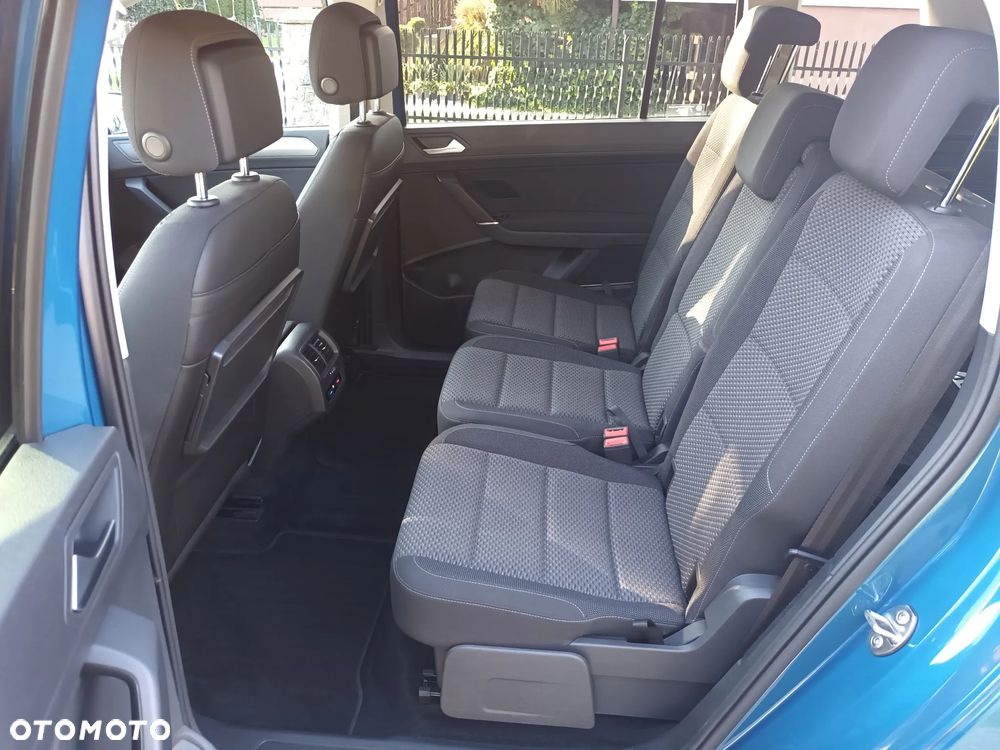 Volkswagen Touran 1.5 TSI EVO Comfortline Plus - 15