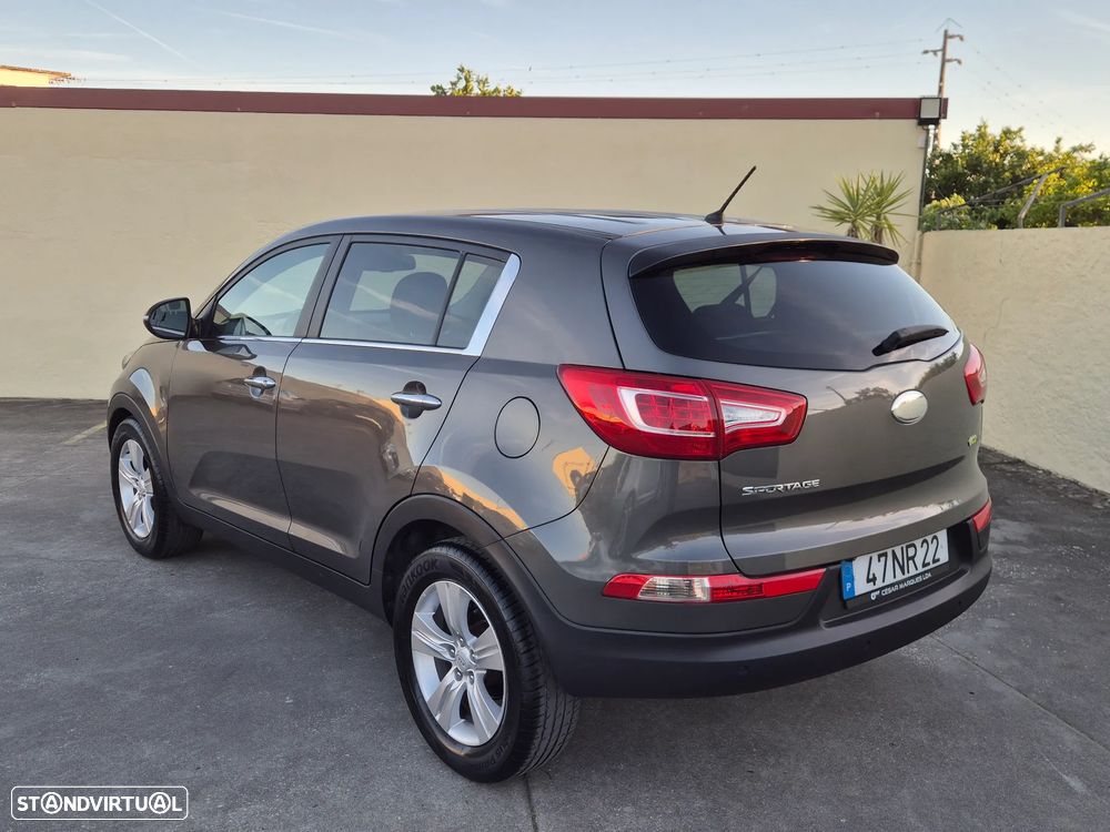 Kia Sportage 1.6 GDI ISG EX - 17