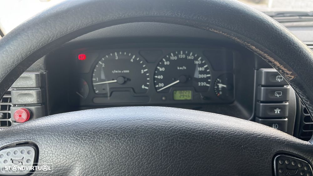 Land Rover Discovery 2.5 TD5 - 3