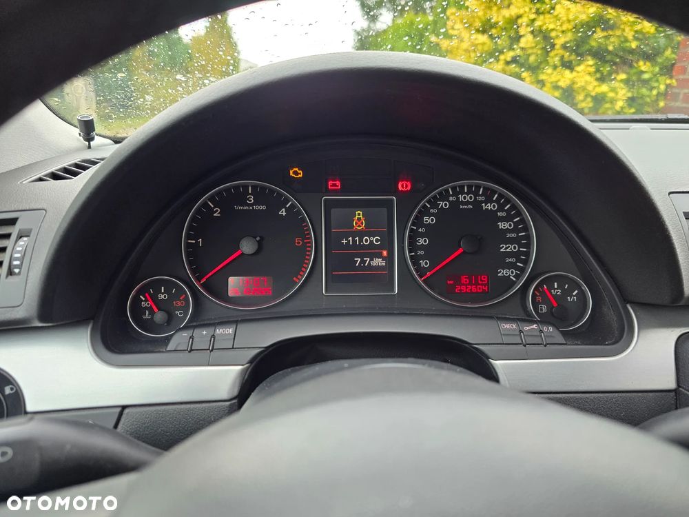 Audi A4 Limousine - 15