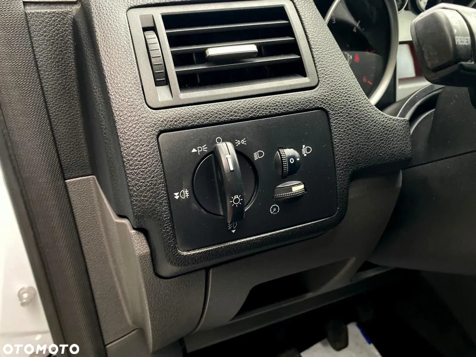 Ford Kuga - 23