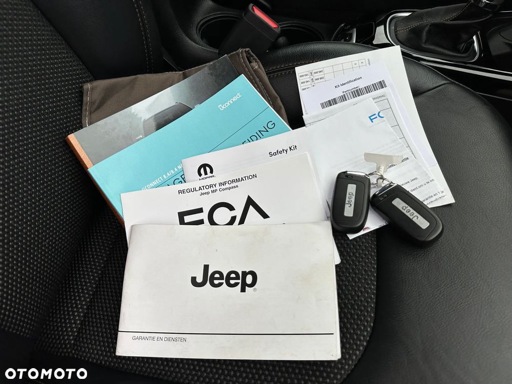 Jeep Compass 1.4 TMair Limited 4WD S&S - 28