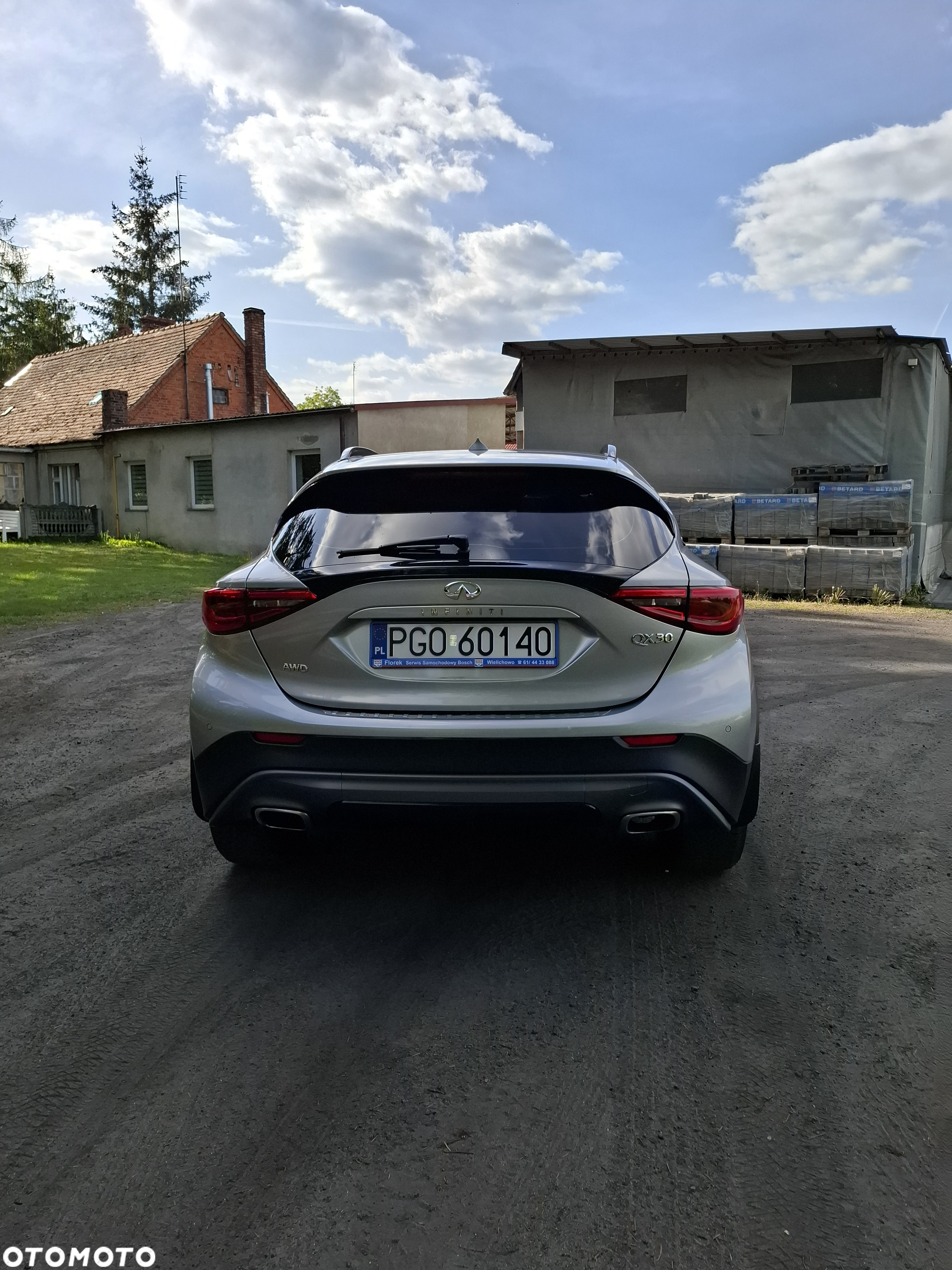 Infiniti Q30 2.0t Luxe Tech AWD 7DCT - 5