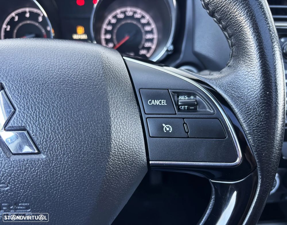 Mitsubishi ASX 1.6 MIVEC Intense Connect Edition - 23