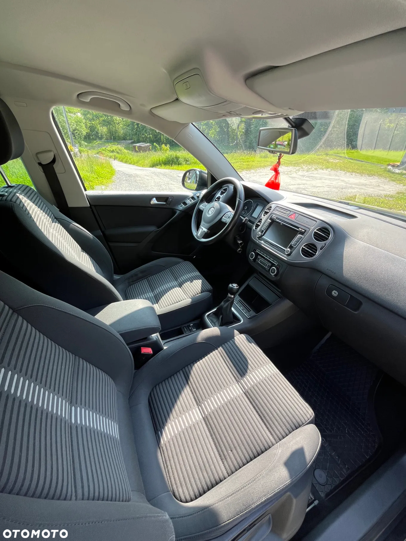 Volkswagen Tiguan - 8