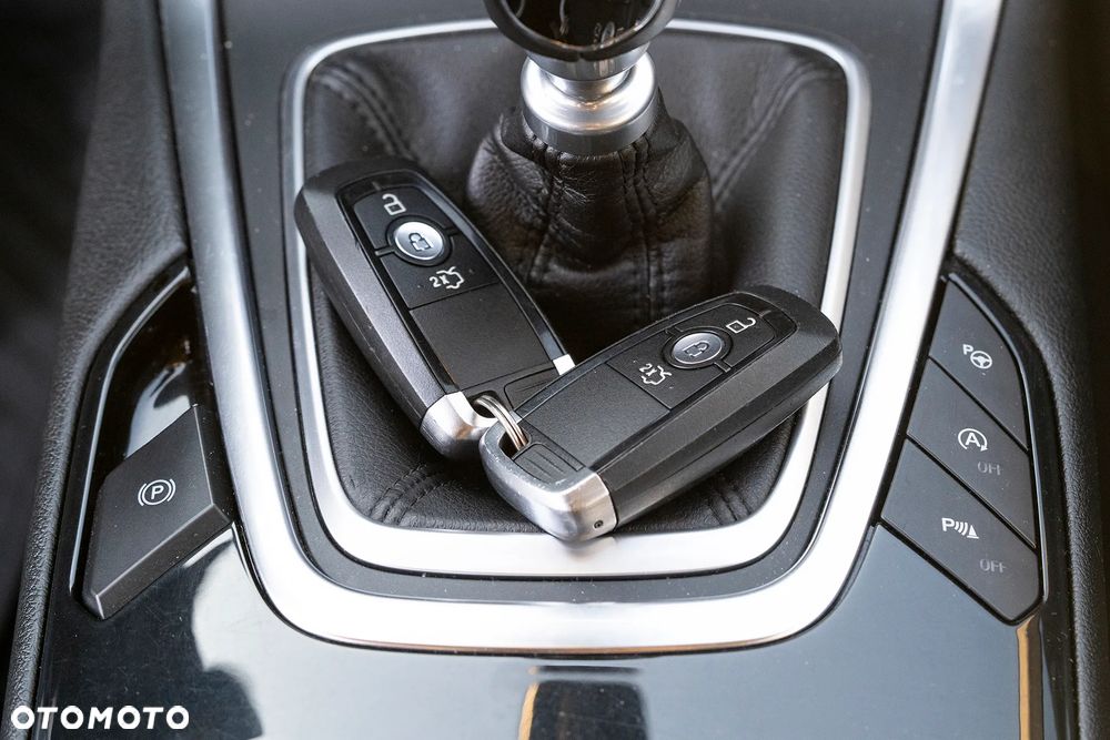 Ford S-Max 1.5 EcoBoost Titanium - 19