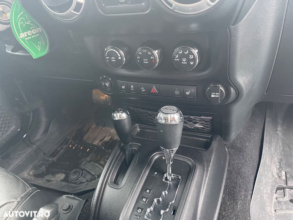 Jeep Wrangler - 3