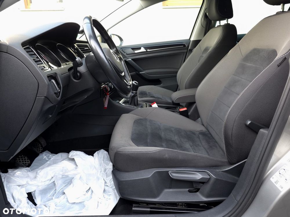 Volkswagen Golf 1.4 TSI BMT Highline - 15