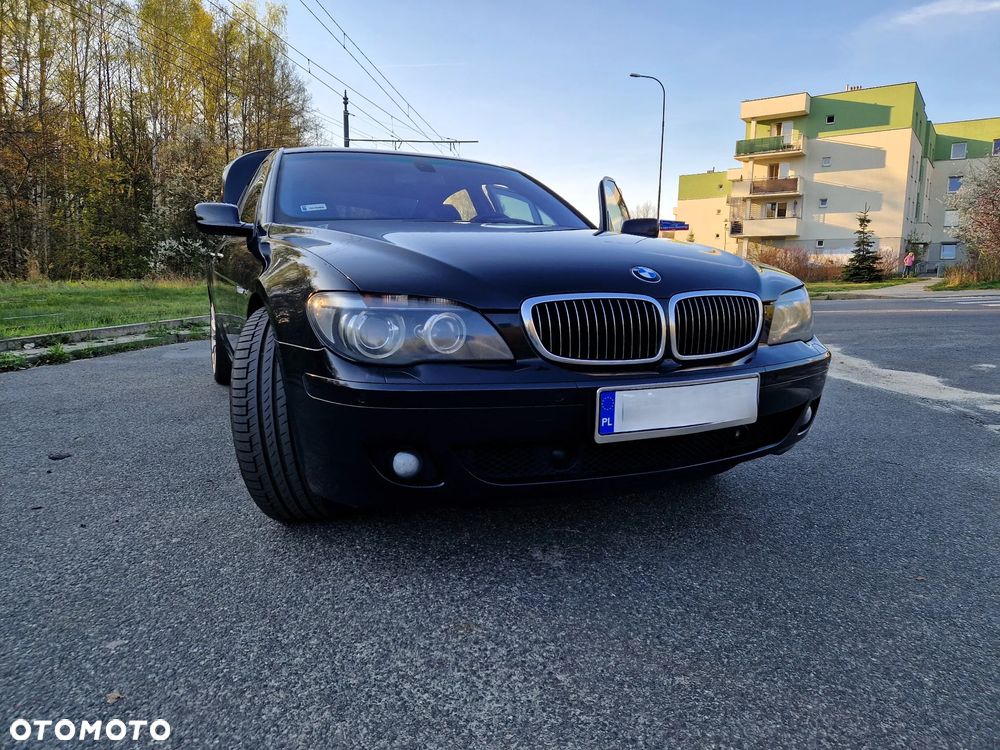 BMW Seria 7 760i - 2