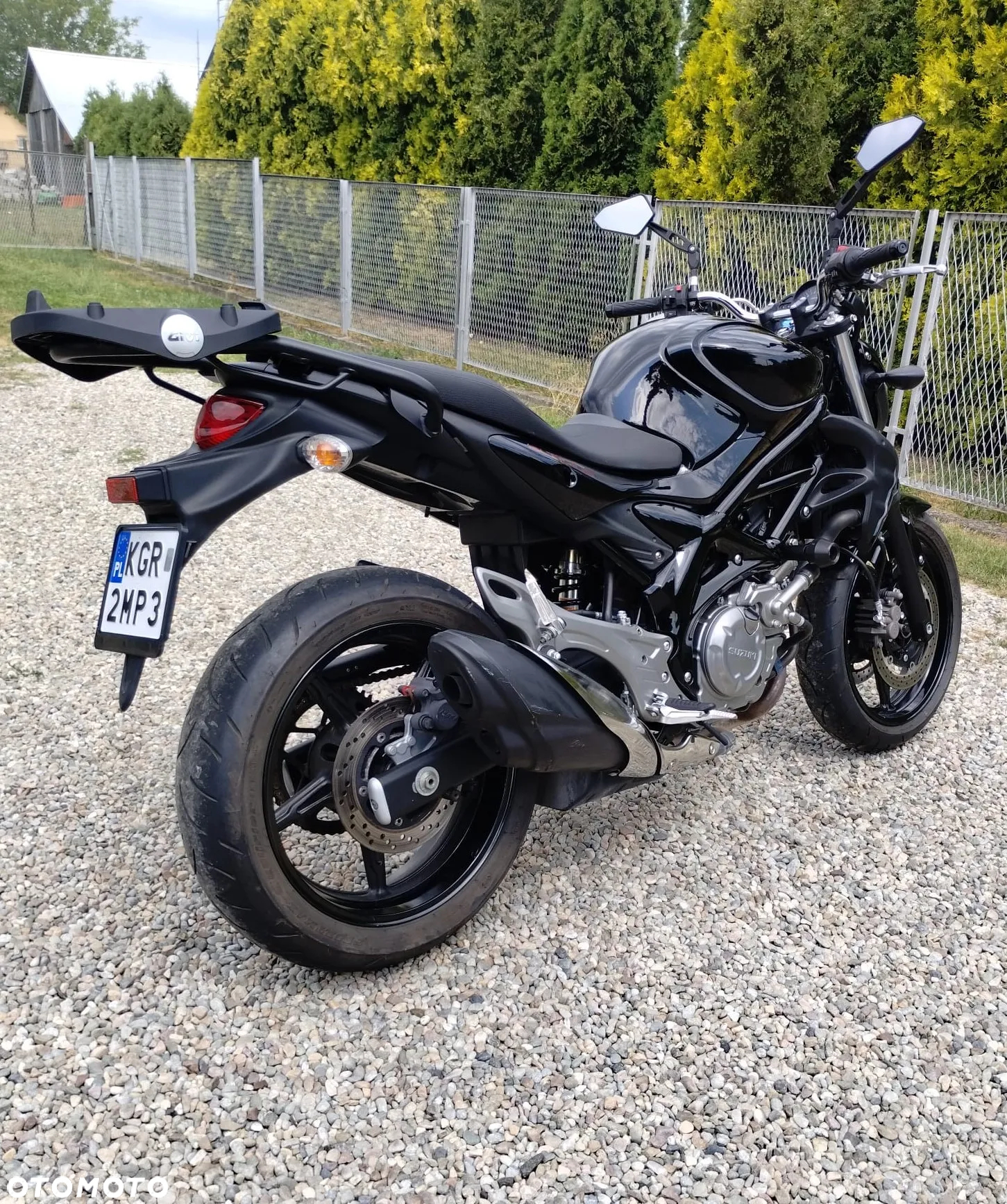 Suzuki Gladius - 9