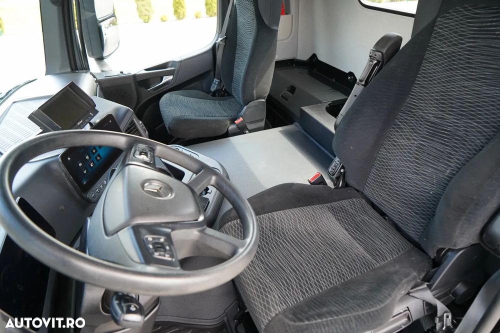 Mercedes-Benz AROCS 3540 / POMPĂ 9M3 / 8x4 / BETONĂ / AUTOMATĂ / SCHWING STETTER / 100% PNEURI / CAMERA - 27
