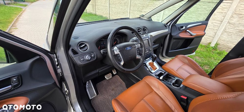 Ford Galaxy 2.0 TDCi Platinium X (Titanium) MPS6 - 19