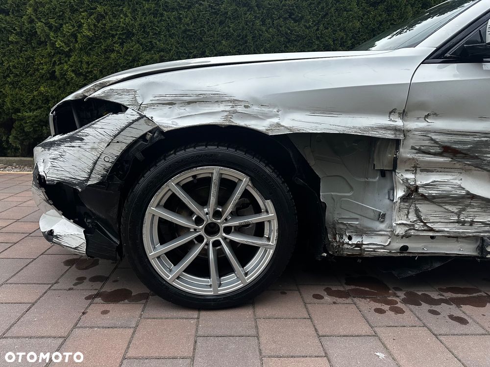 BMW Seria 3 320d MHEV Advantage sport - 13