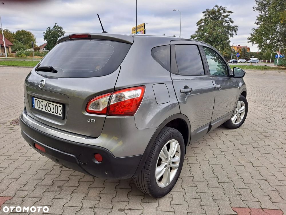 Nissan Qashqai 2.0 dCi 4 x 4 DPF acenta - 11
