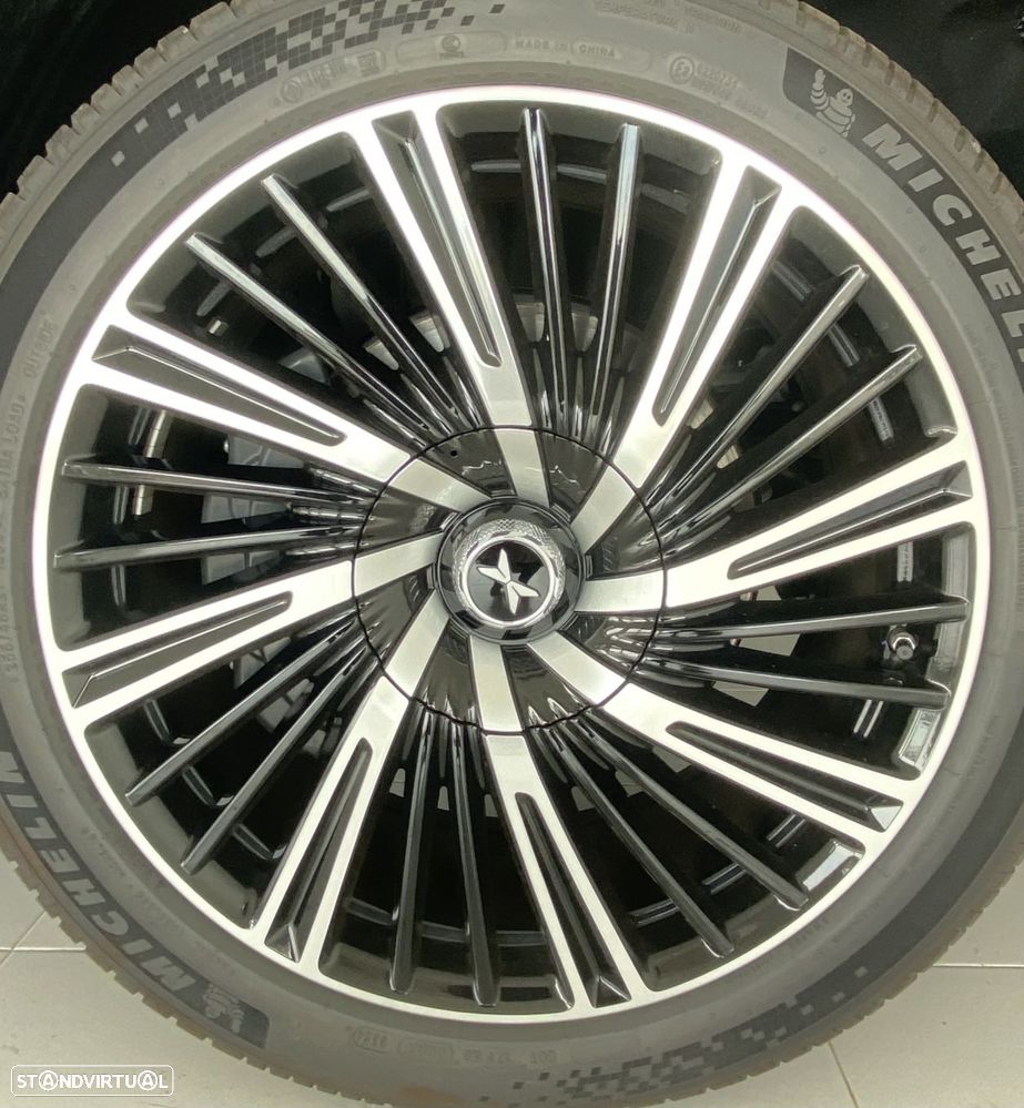 Xpeng G9 - 17