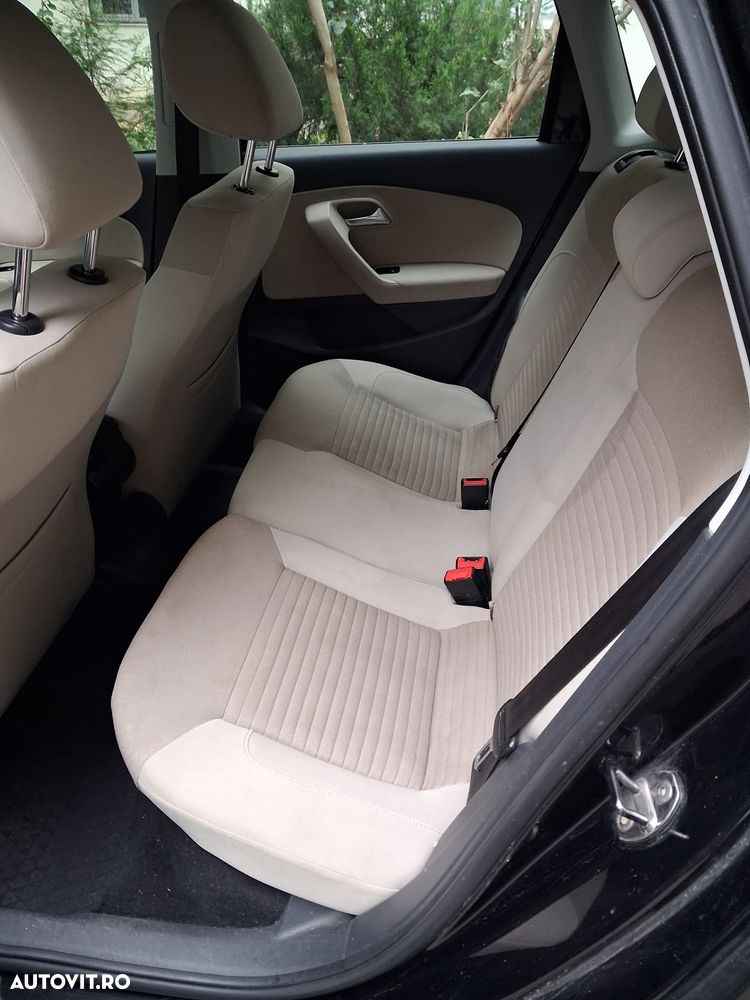 Volkswagen Polo 2011 photo 4