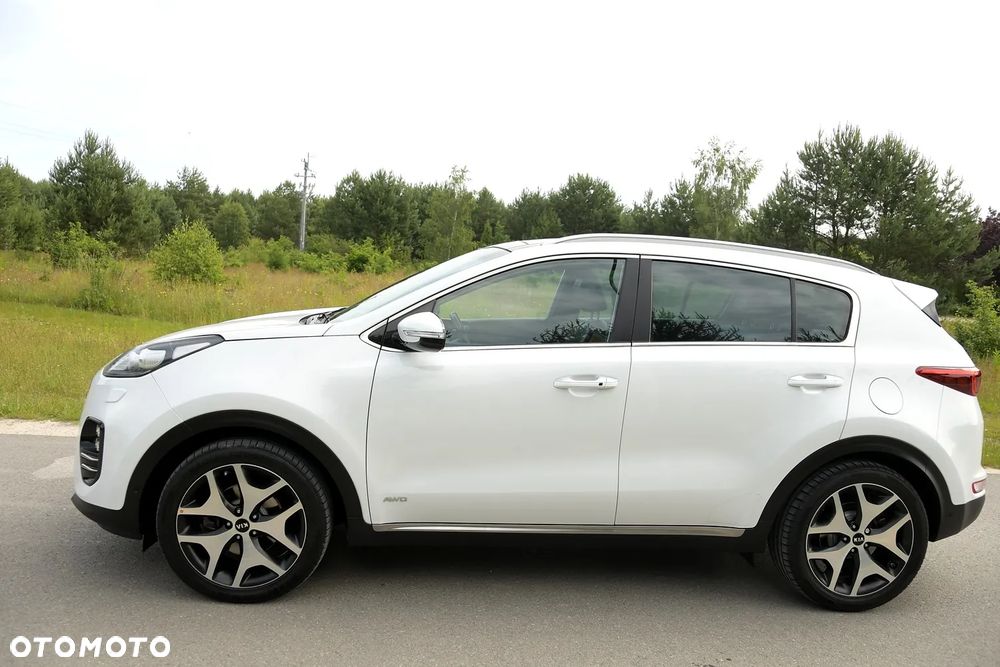 Kia Sportage 2,0 CRDI AWD GT Line - 4