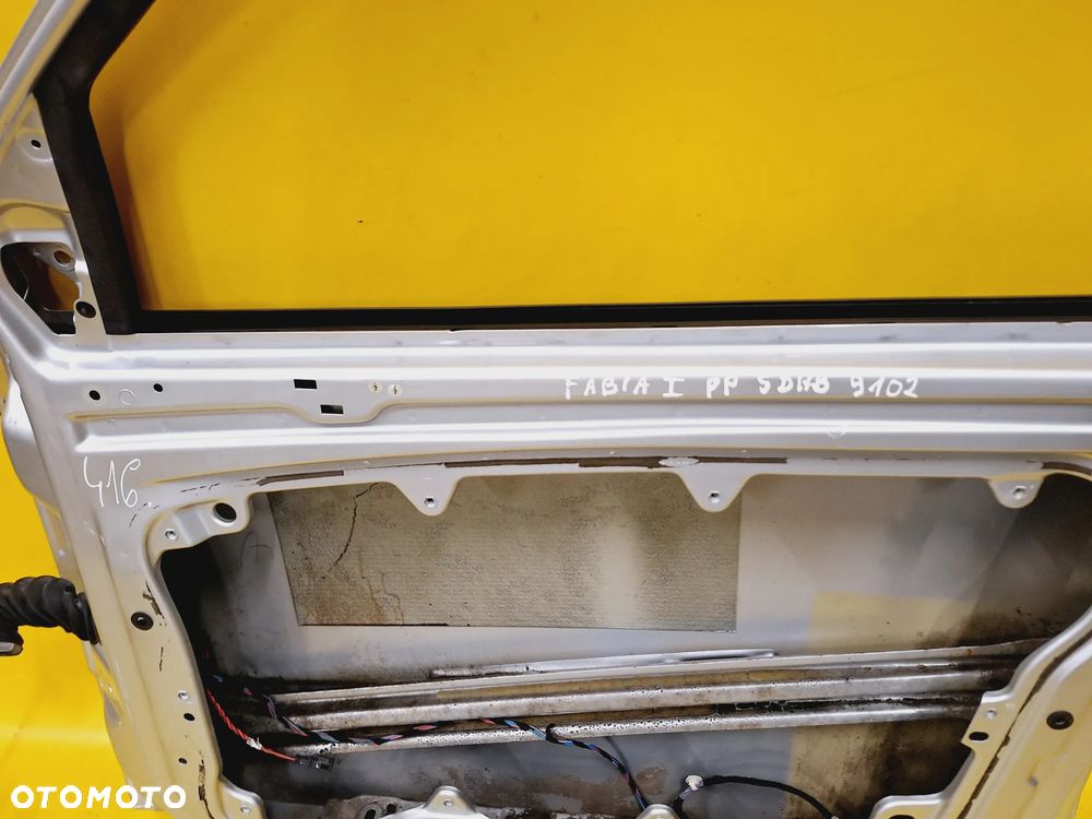 DRZWI PRAWY PRZÓD PRAWE PRZEDNIE SKODA FABIA I 99-04 HB 5D LAK: 9102 NR416 - 8