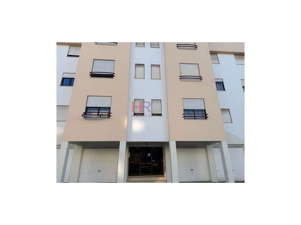 Apartamento T2 mobilado e equipado com garagem em Coimbra. - Grande imagem: 5/26