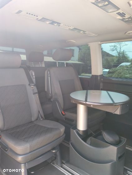 Volkswagen Multivan - 7
